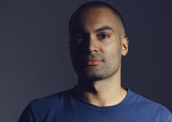 Oriel Davis-Lyons: «Toda carrera necesita un desvío»