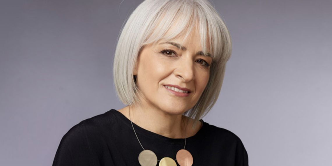 Adriana Amado: «Hablamos entre nosotros, pero a la vista de todo el mundo»