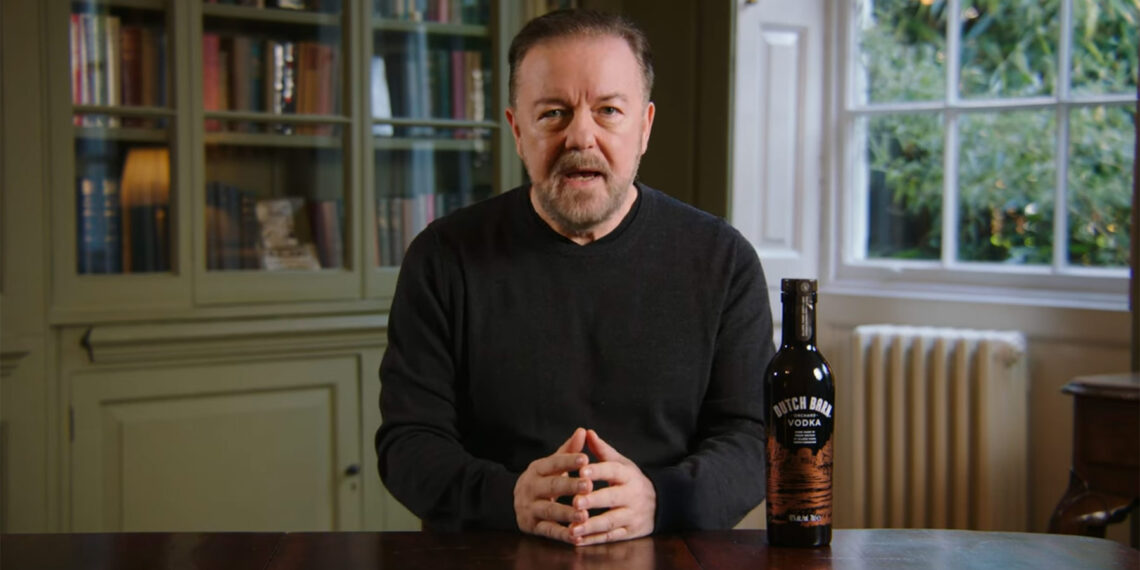 Ricky Gervais en la nueva campaña de Dutch Barn vodka