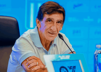 «Una pregunta más» para LALCEC de Grey y Ninch