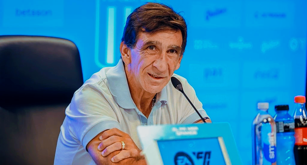 «Una pregunta más» para LALCEC de Grey y Ninch