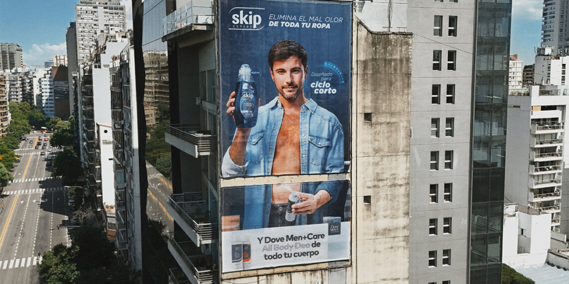 Dove Men+Care convierte la ciudad en su medio para lanzar All Body Deo junto a VML Argentina