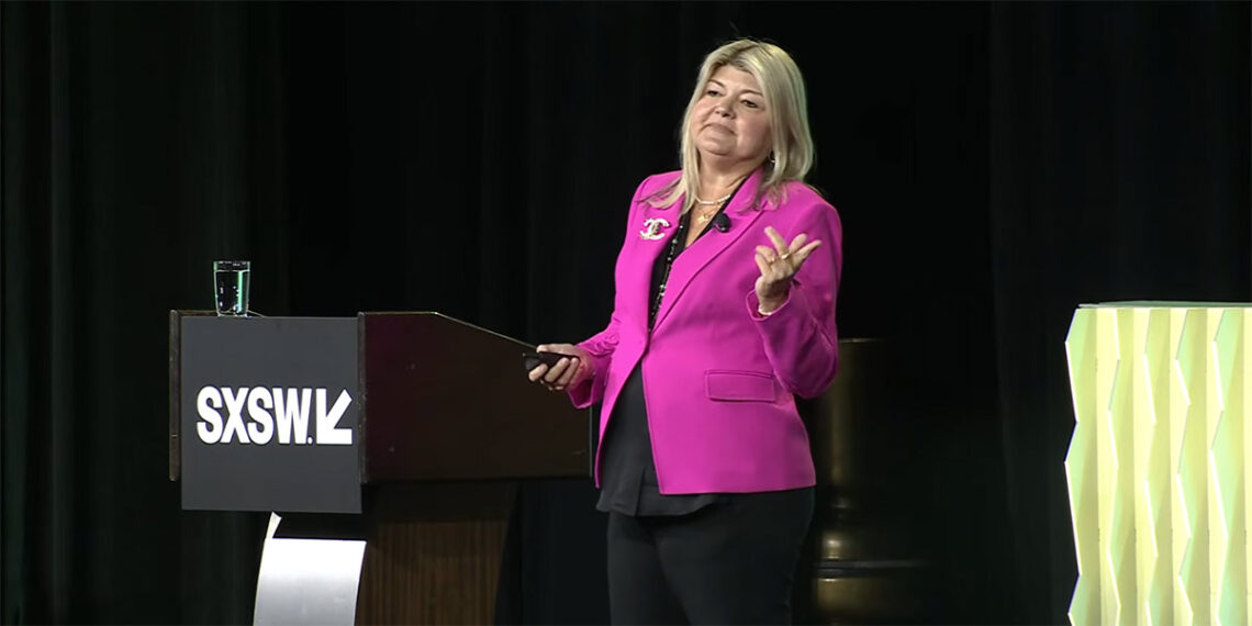 Sandy Carter sobre IA: del piloto al negocio y por qué el problema no es la tecnología