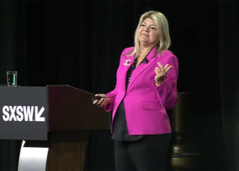 Sandy Carter sobre IA: del piloto al negocio y por qué el problema no es la tecnología